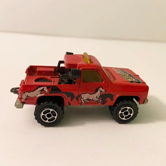 Vintage Majorette Depanneuse Red Wild  Mustang Truck Made in France - Picture 3 of 10